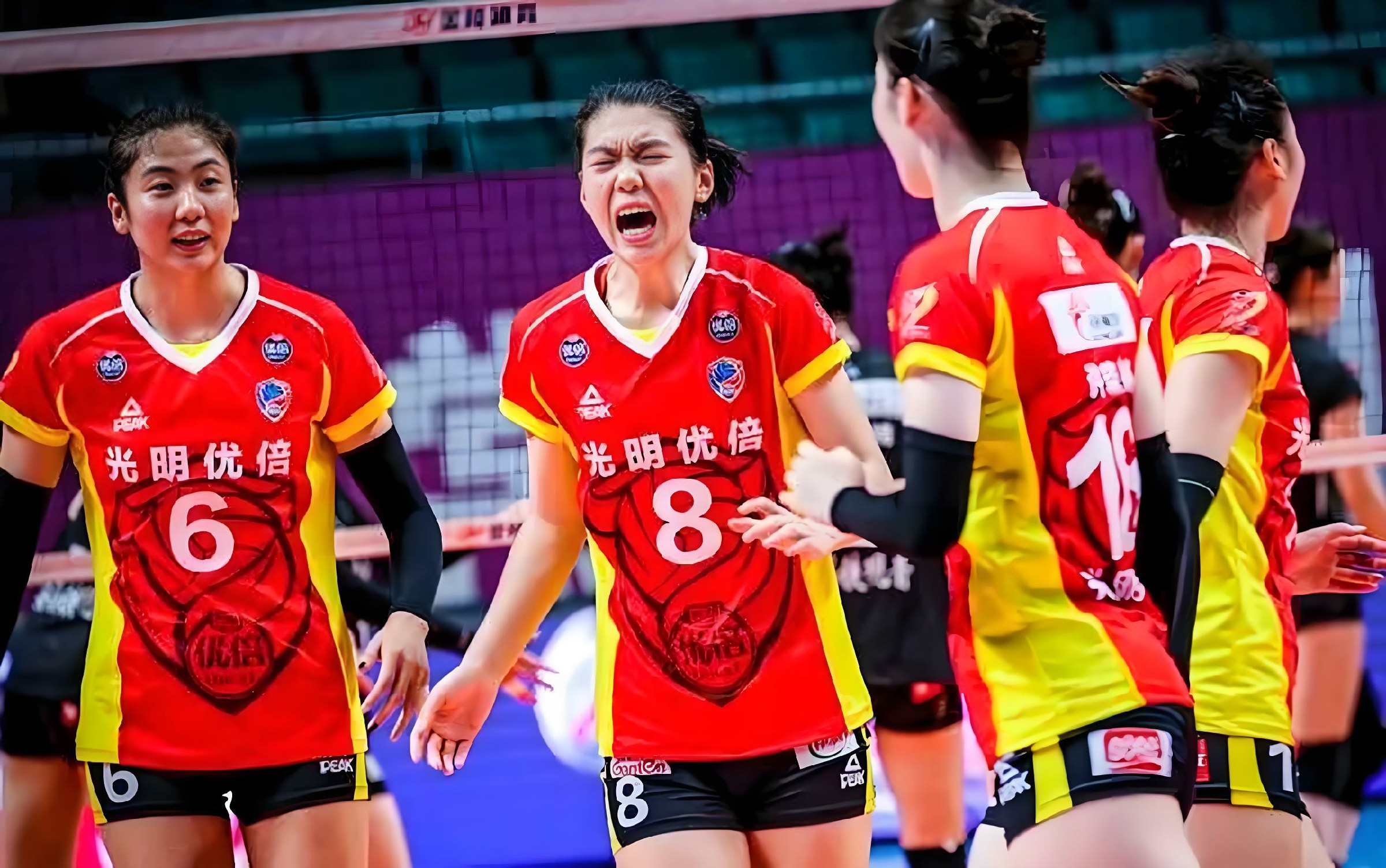 中国女排战胜劲敌C罗，晋级之路畅通无阻